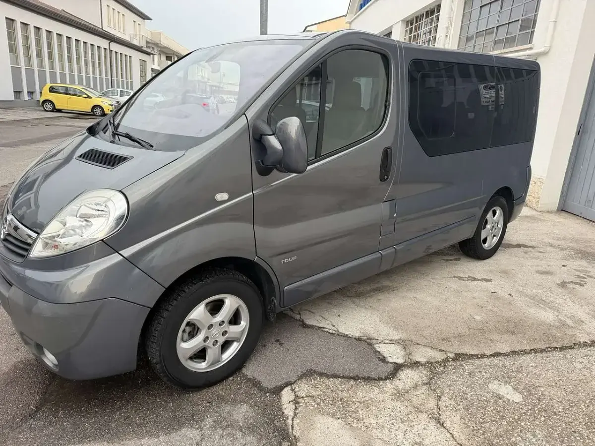 Usata Opel Vivaro 114 CV (83 kW) 2013 Other Monovolume
