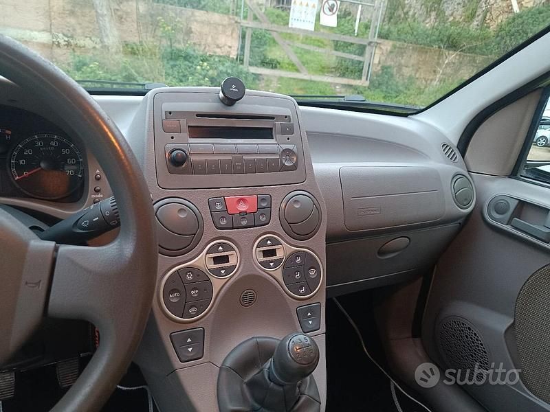 Usata Fiat Panda 75 CV (55 kW) 2005 Verde Utilitaria