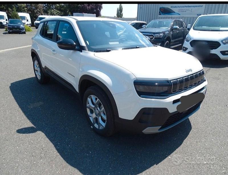Usata Jeep Avenger Altitude 100 CV (73 kW) 2024 Bianco SUV