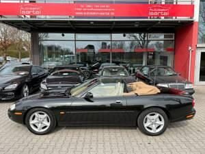 Usata Jaguar XK8 294 CV (216 kW) 1997 Nero Cabrio
