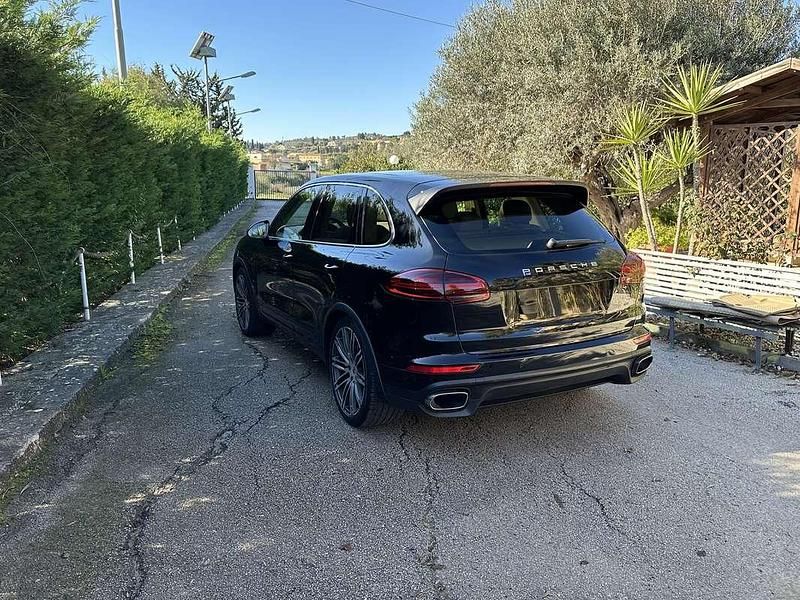 Usata Porsche Cayenne 262 CV (192 kW) 2016 SUV