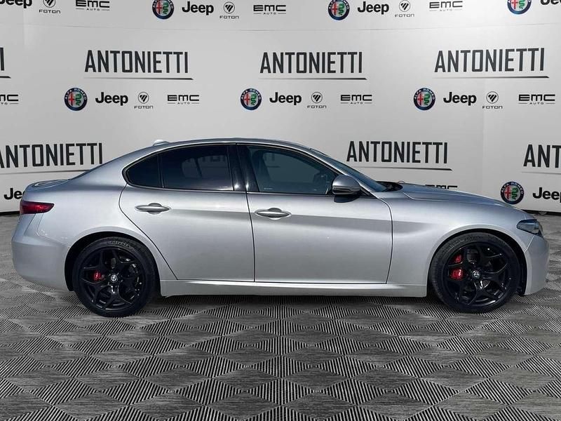 Usata Alfa Romeo Giulia Executive 190 CV (139 kW) 2021 Argento Berlina