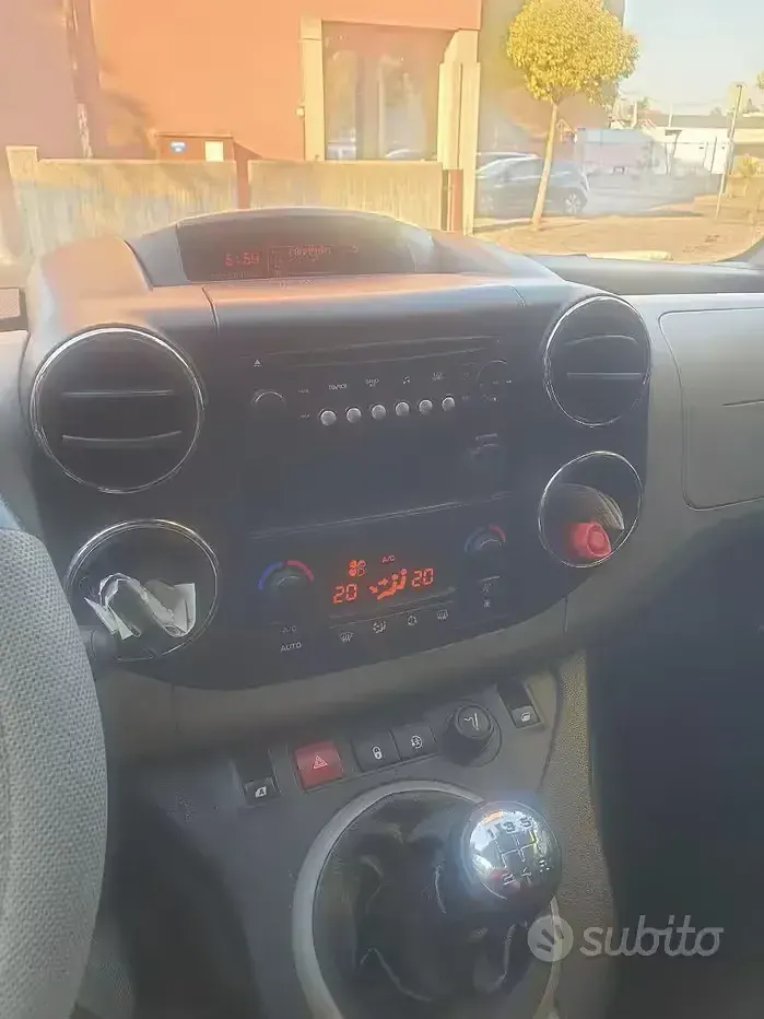 Usata Citroën Berlingo XTR 111 CV (81 kW) 2015 Nero Monovolume
