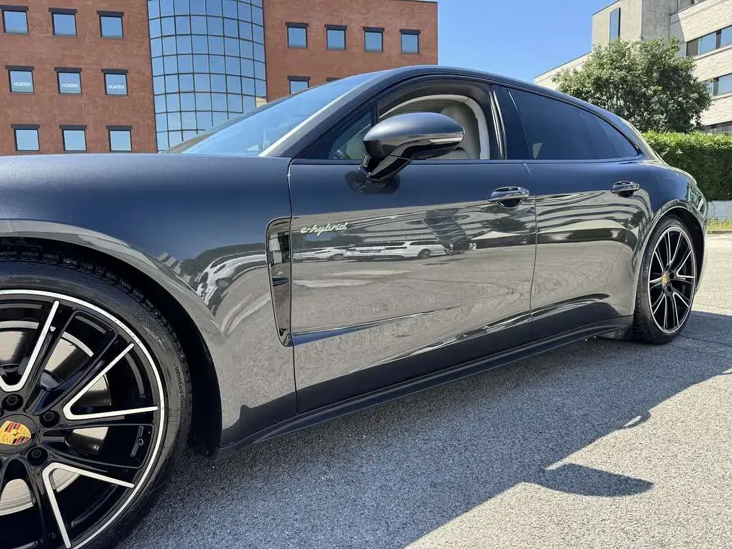 Usata Porsche Panamera 330 CV (242 kW) 2018 Berlina