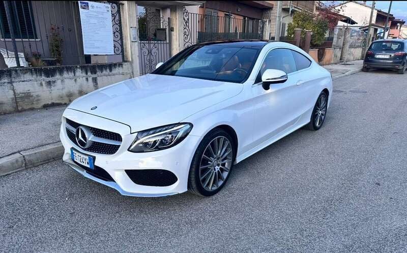 Usata Mercedes C250 Premium Plus 211 CV (155 kW) 2016 Bianco Coupé
