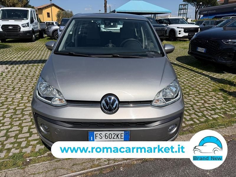 Usata VW up! move up! 75 CV (55 kW) 2018 Gray Utilitaria