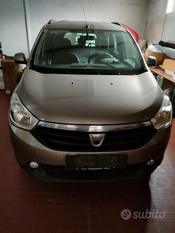 Usata Dacia Lodgy 115 CV (84 kW) 2013 Grigio Monovolume