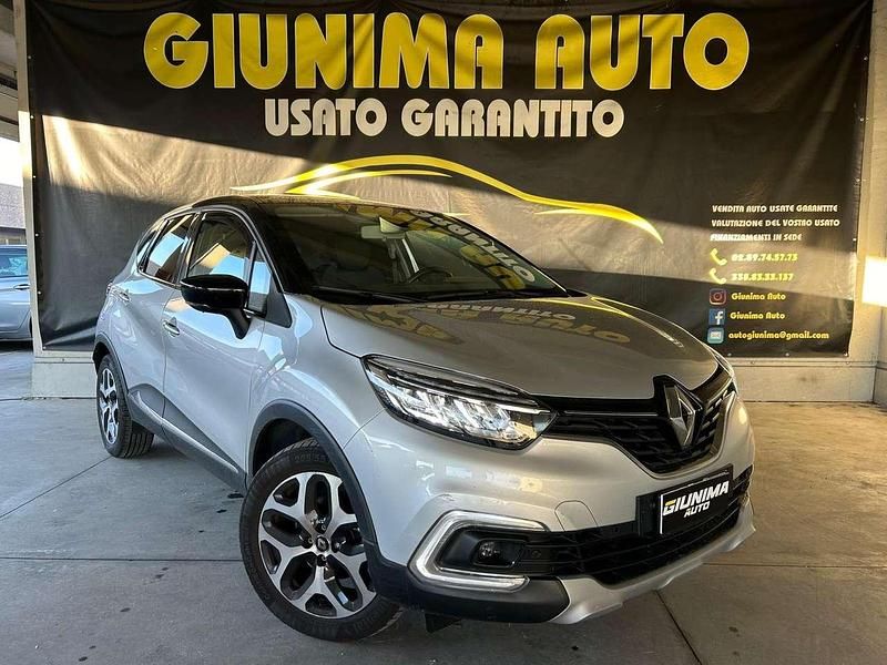 Usata Renault Captur 131 CV (96 kW) 2020 Grigio SUV