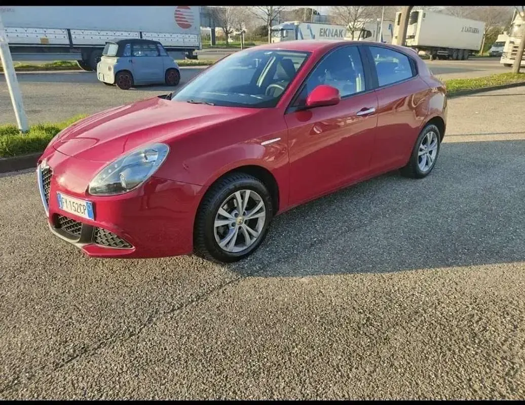 Usata Alfa Romeo Giulietta Business 120 CV (88 kW) 2019 Utilitaria
