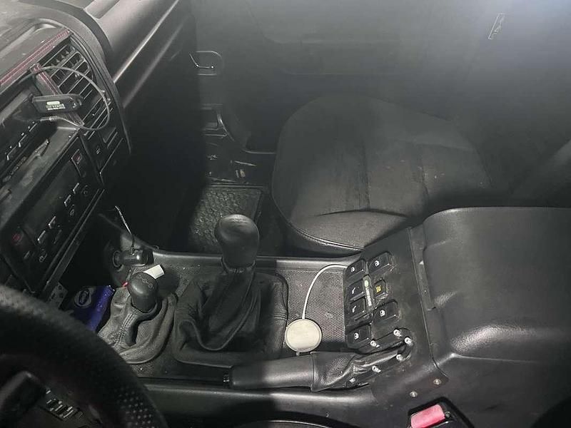 Usata Land Rover Discovery 3 139 CV (102 kW) 2004 Rosso SUV