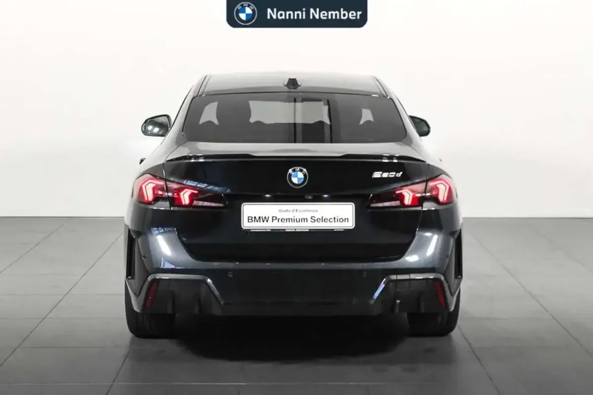 Usata BMW 220 M Sport 163 CV (119 kW) 2025 Black sapphire metallizzato Coupé
