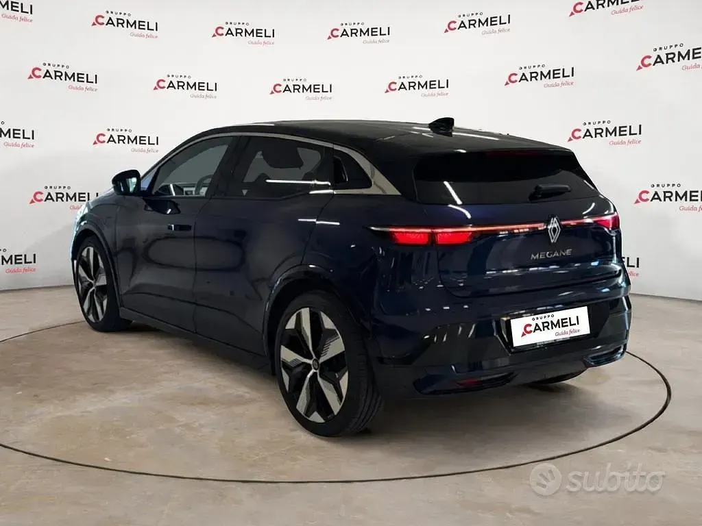 Usata Renault Megane E-Tech Techno 160 kW (218 CV) 2023 Bluazzurro Berlina