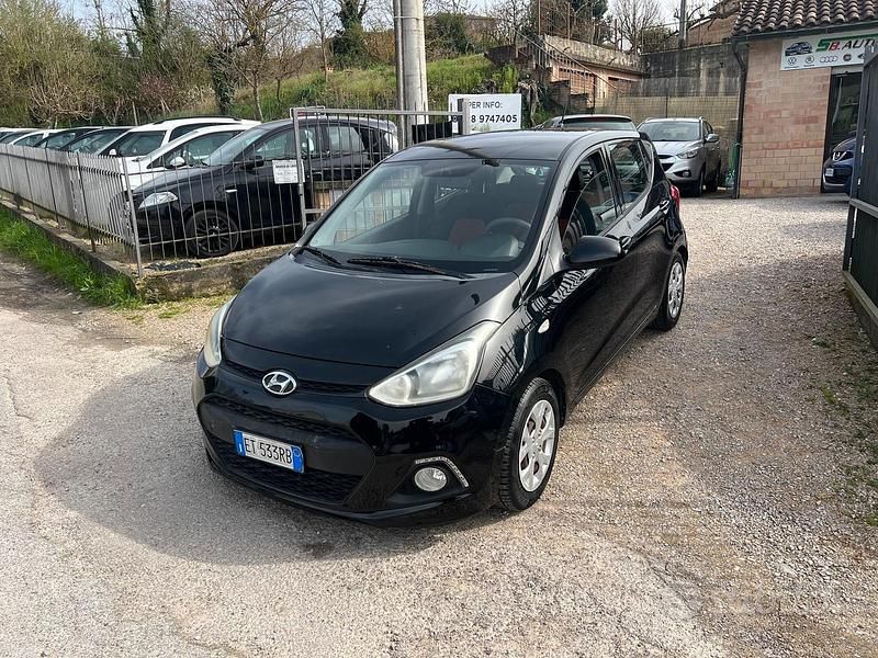 Usata Hyundai i10 Style 69 CV (50 kW) 2014 Nero Utilitaria