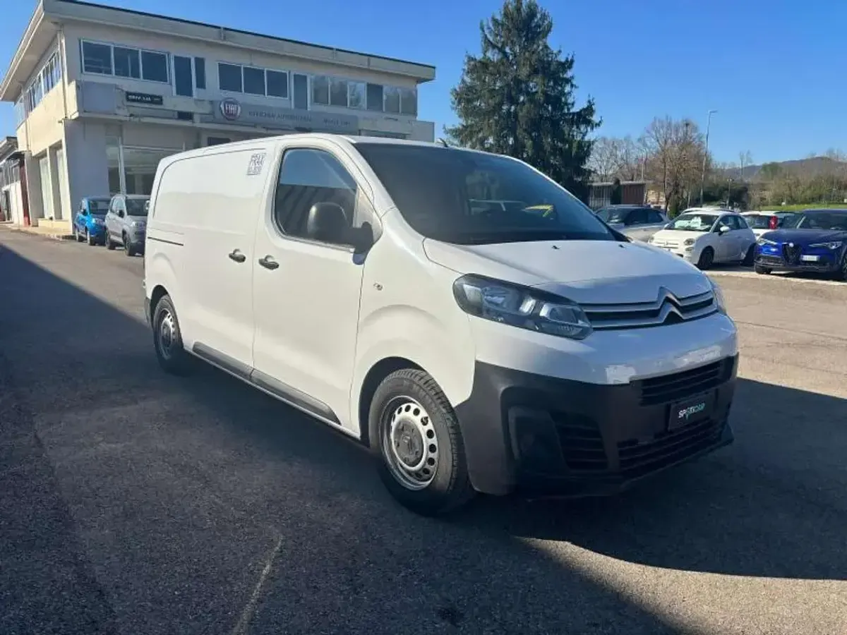 Usata Citroën Jumpy 102 CV (75 kW) 2024 Bianco Monovolume