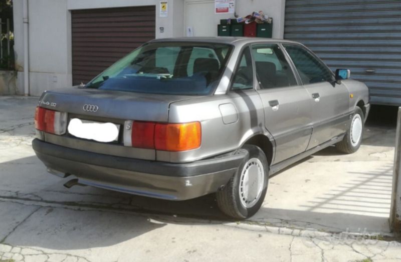 Usata Audi 80 73 CV (53 kW) 1988 Grigio Berlina