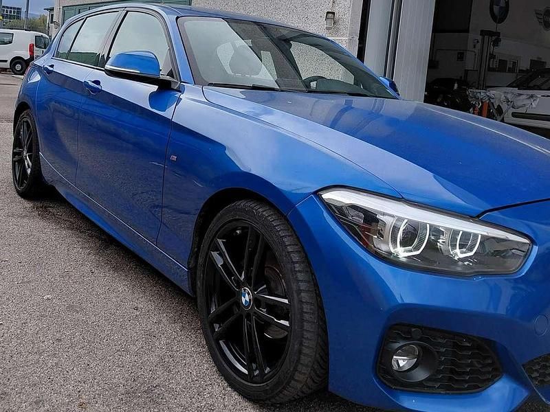 Usata BMW 116 M Sport 116 CV (85 kW) 2018 Blu/azzurro Utilitaria