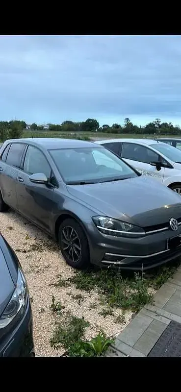 Usata VW Golf VII Business 116 CV (85 kW) 2018 Grigio Berlina