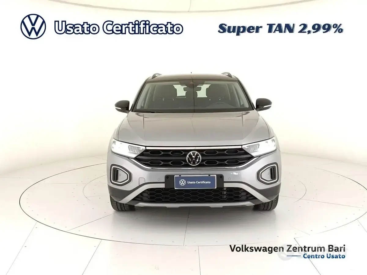 Usata VW T-Roc Life 116 CV (85 kW) 2025 Argento SUV