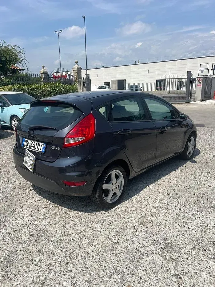 Usata Ford Fiesta Titanium 82 CV (60 kW) 2009 Nero Berlina