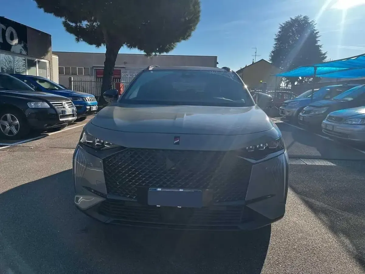 Usata DS Automobiles DS7 Crossback Performance Line Plus 131 CV (96 kW) 2024 Grigio SUV