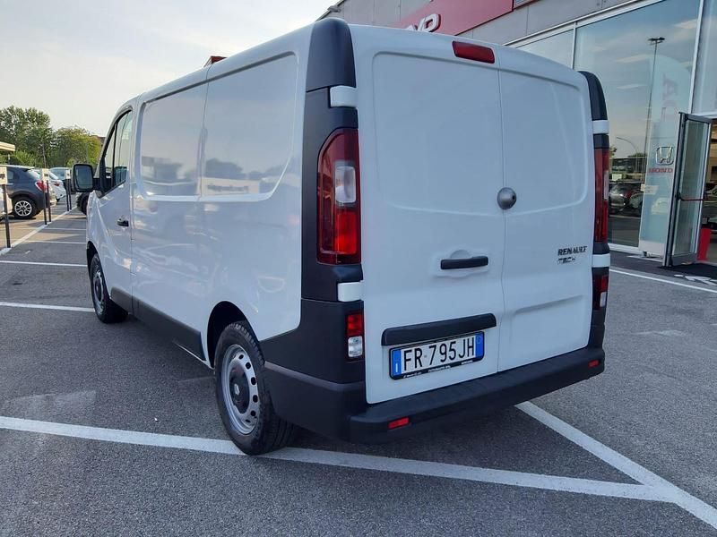 Begagnad Renault Trafic 121 HK (88 kW) 2018 Vit Minibuss