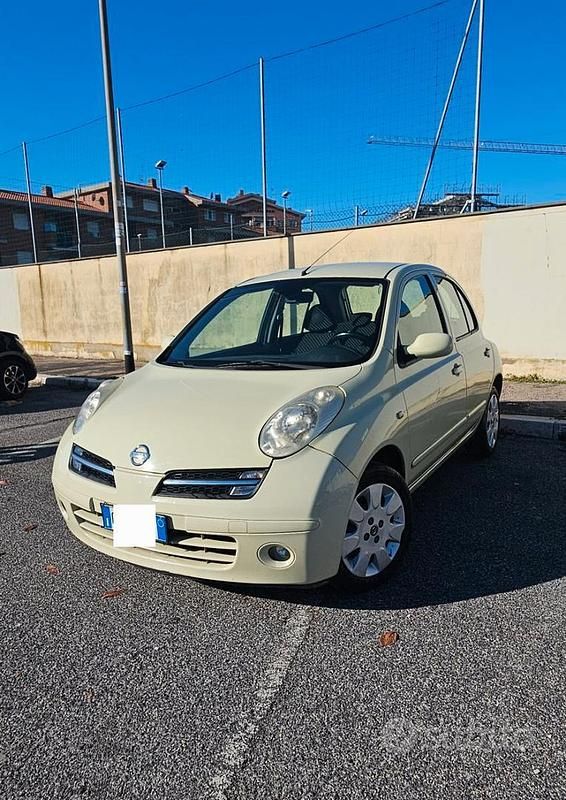 Usata 2005 Nissan Micra Acenta Tre volumi | 1800 € (Buon prezzo) - Immagine 1/4
