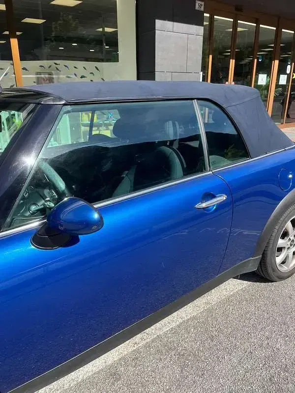 Usata Mini Cooper Cabriolet 116 CV (85 kW) 2008 Blu/azzurro Cabrio