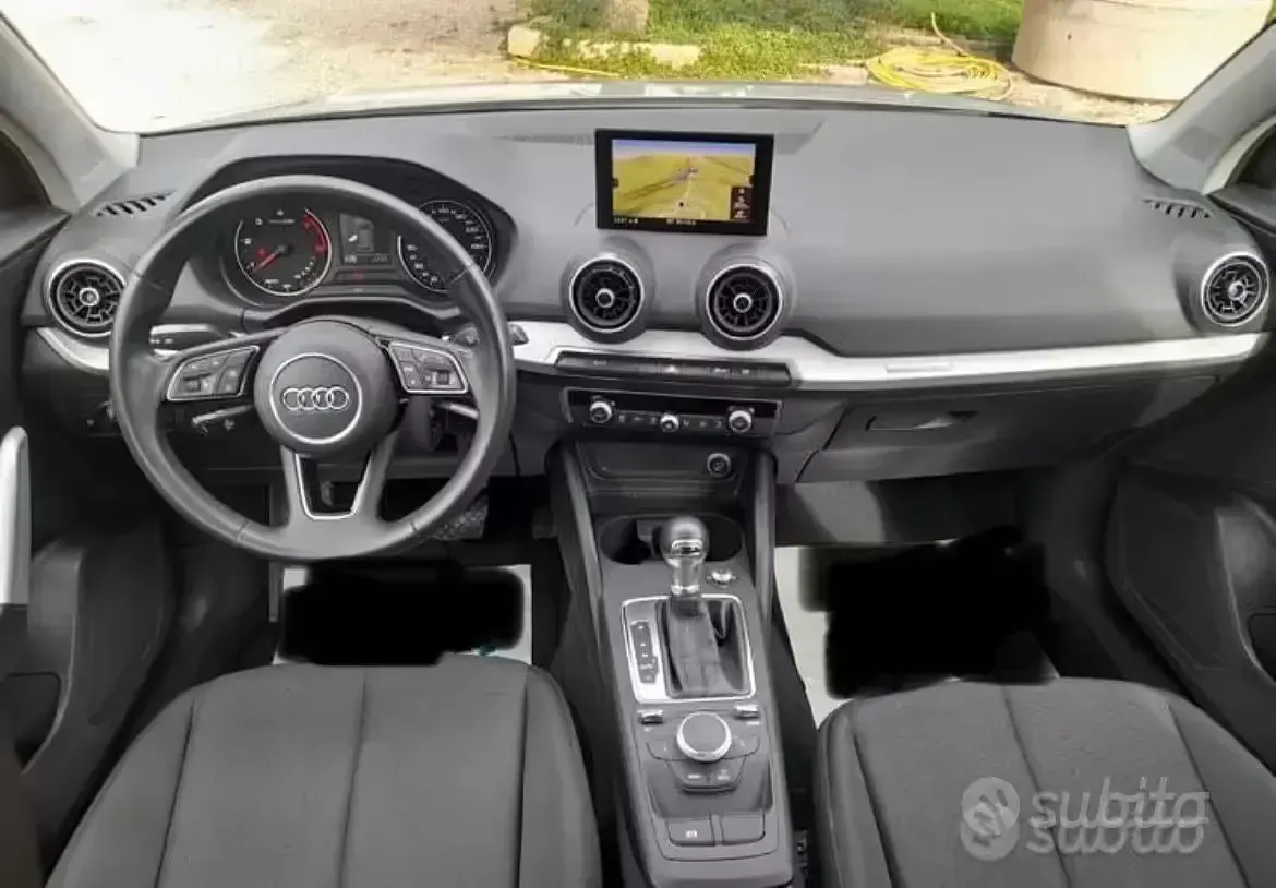 Usata Audi Q2 150 CV (110 kW) 2019 Grigio SUV