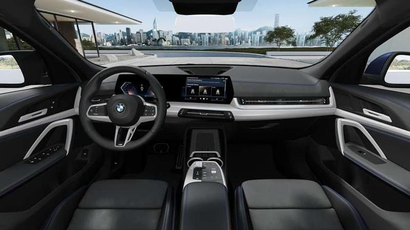 Nuova BMW X2 M Sport 163 CV (119 kW) 2026 Frozen pure grey metallizzato SUV