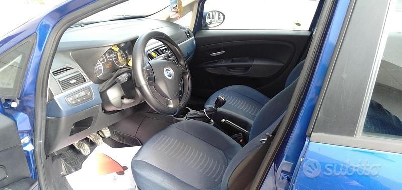 Usata Fiat Punto 65 CV (47 kW) 2007 Blu Berlina