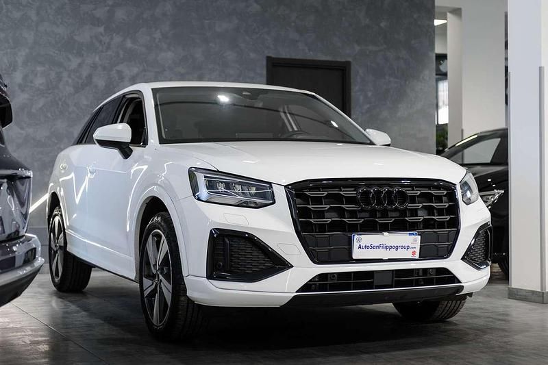 Usata Audi Q2 S-Line 116 CV (85 kW) 2023 Bianco pastello SUV