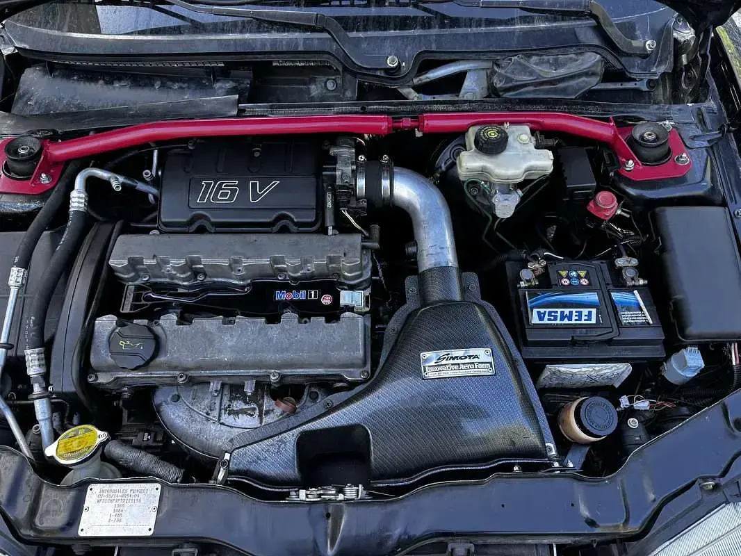 Usata Peugeot 106 118 CV (86 kW) 2002 Nero Utilitaria