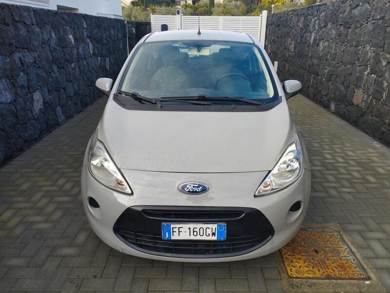 Usata Ford Ka 66 CV (48 kW) 2015 Grigio Utilitaria