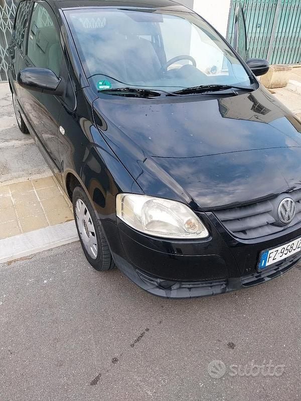 Usata VW Fox 54 CV (39 kW) 2009 Nero Utilitaria