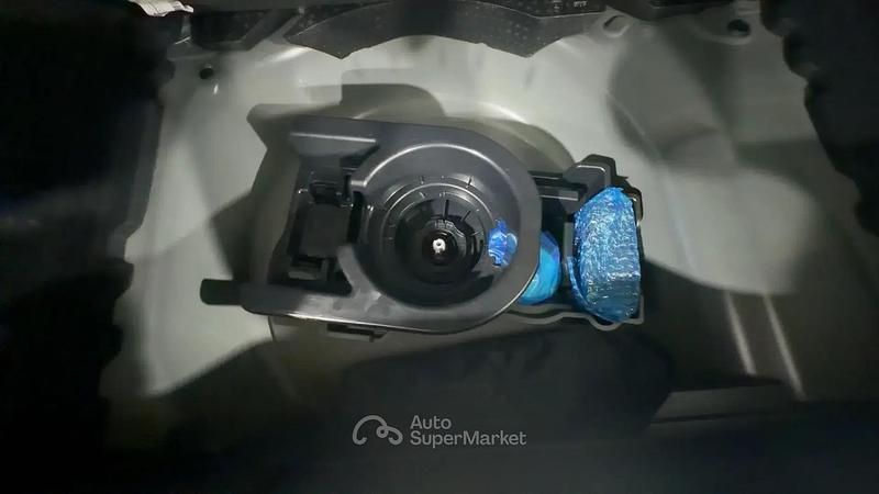 Usata Peugeot 208 Allure 101 CV (74 kW) 2025 Nero Utilitaria