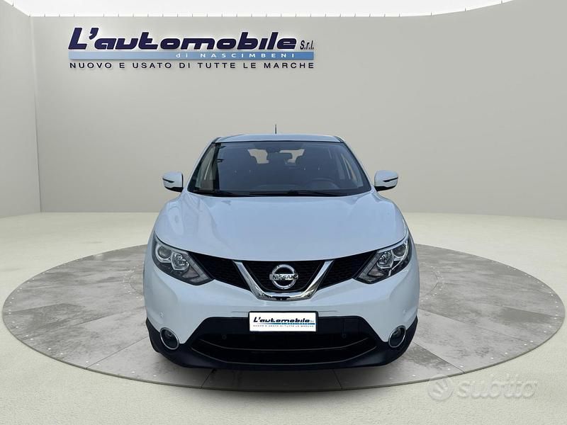Usata Nissan Qashqai Acenta 110 CV (80 kW) 2017 Bianco SUV