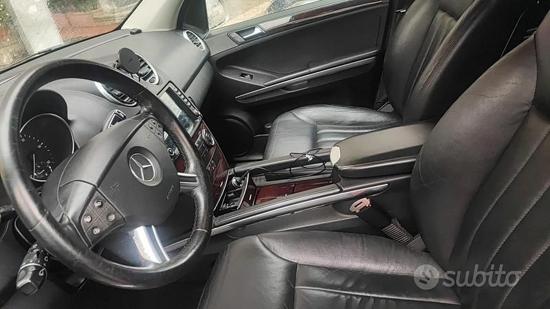 Usata Mercedes ML320 2006 Grigio SUV