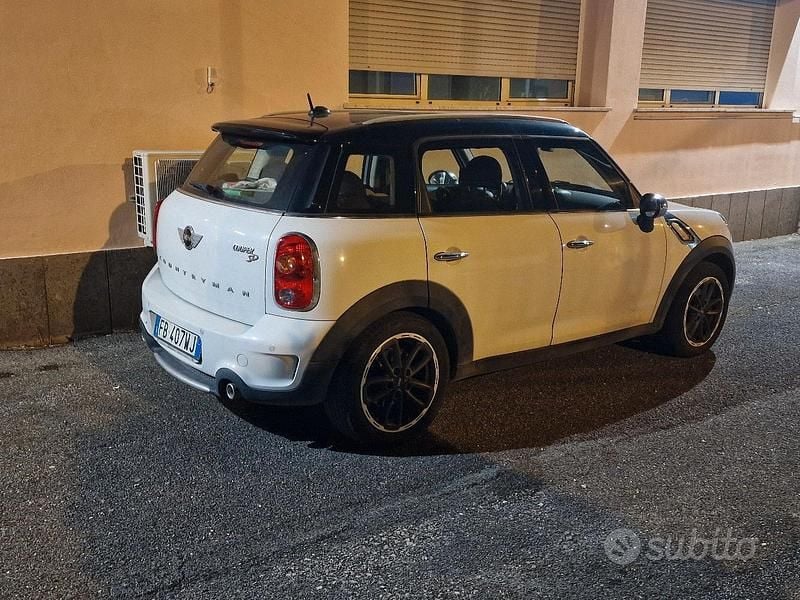 Usata Mini Countryman 150 CV (110 kW) 2015 Bianco SUV