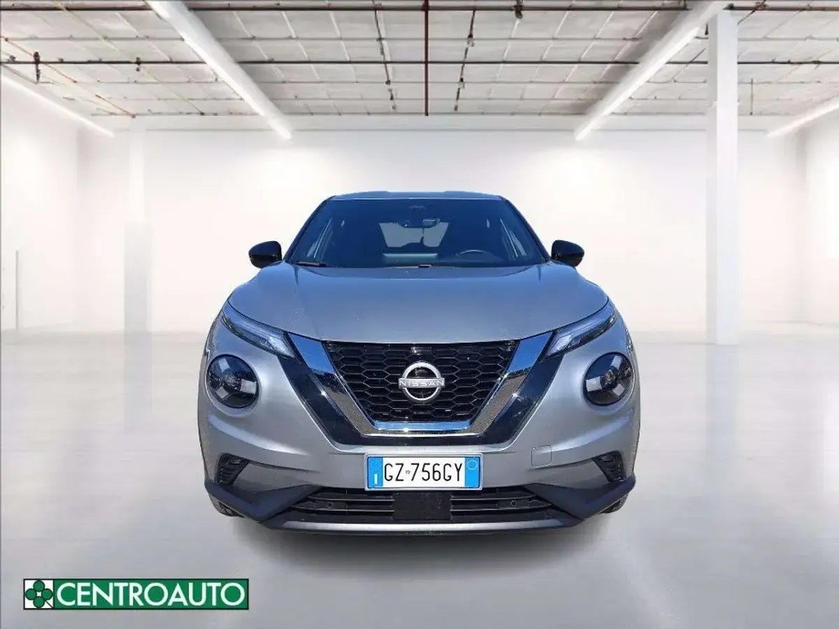 Usata Nissan Juke N-Connecta 114 CV (83 kW) 2025 Grigio metallizzato SUV