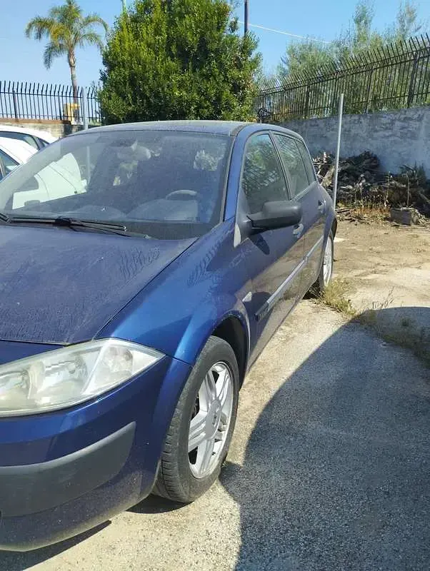Usata Renault Mégane Dynamique 120 CV (88 kW) 2004 Blu/azzurro Berlina