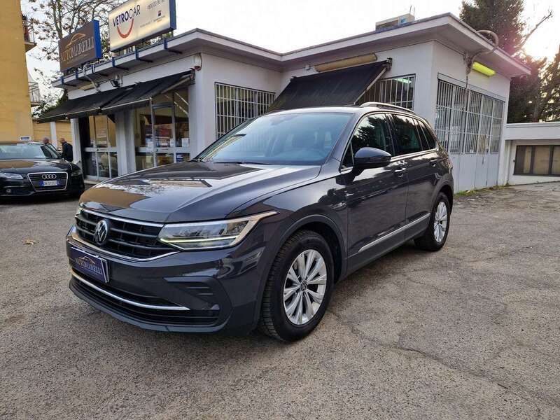 Grigio Usata 2020 VW Tiguan Life SUV | 19.900 € (Super prezzo) - Immagine 1/4