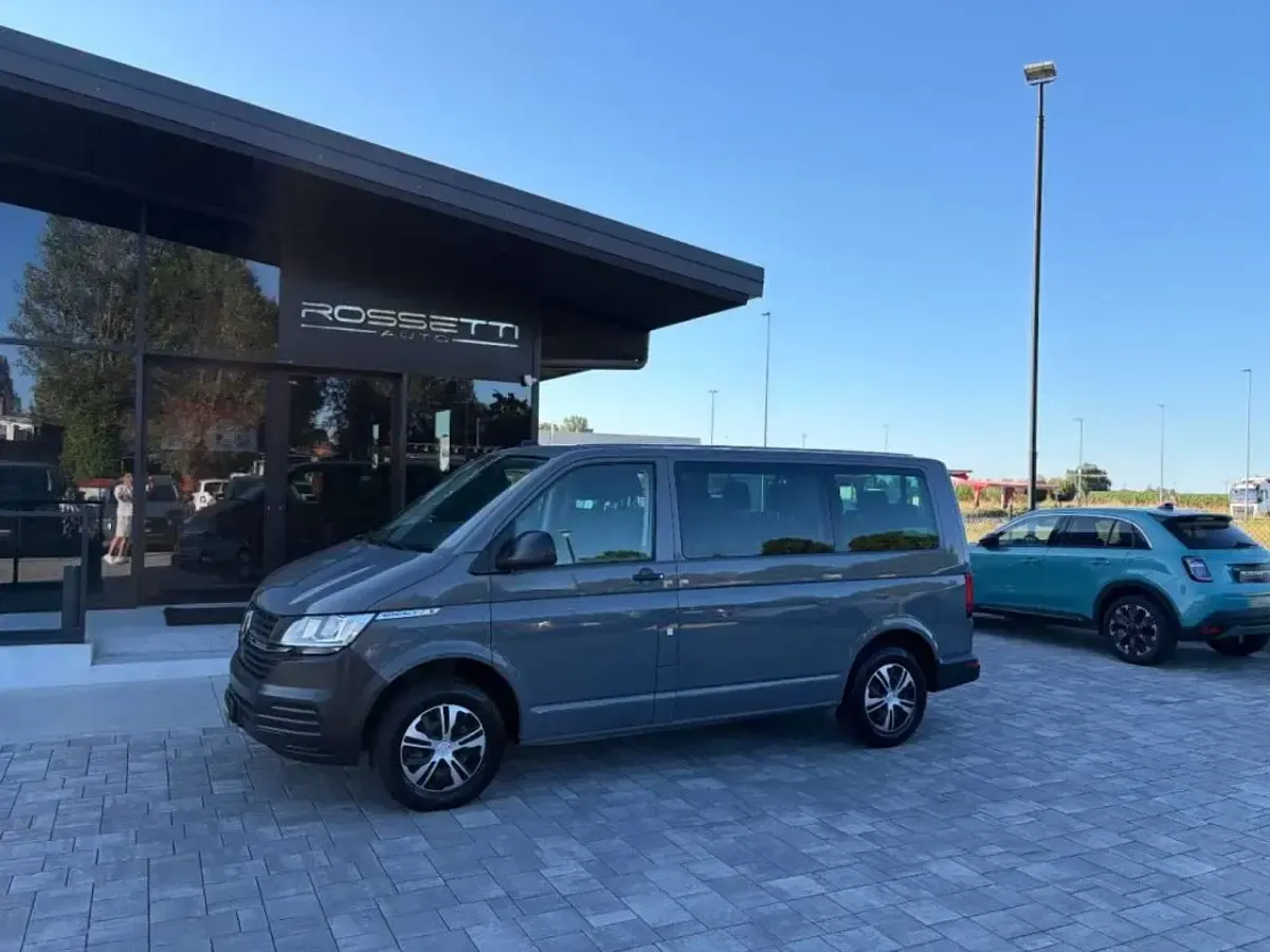 Usata VW T6.1 110 CV (80 kW) 2023 Grigio Furgone