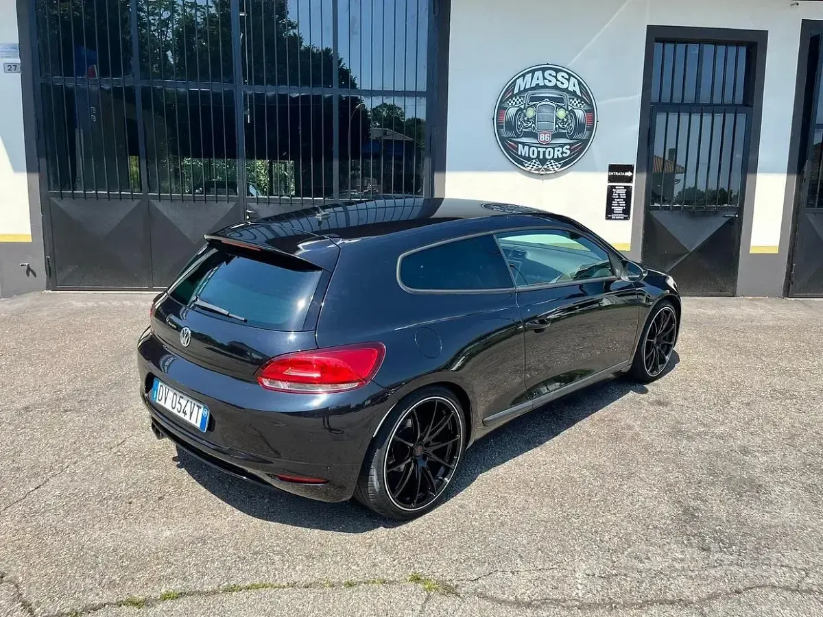 Usata VW Scirocco 200 CV (147 kW) 2009 Nero Coupé
