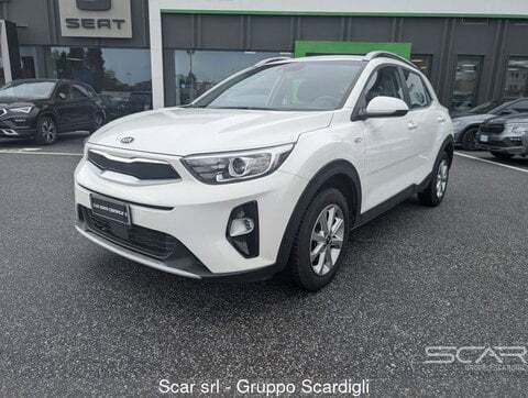 Bianco Usata 2020 Kia Stonic Style SUV | 11.900 € (Super prezzo) - Immagine 1/4