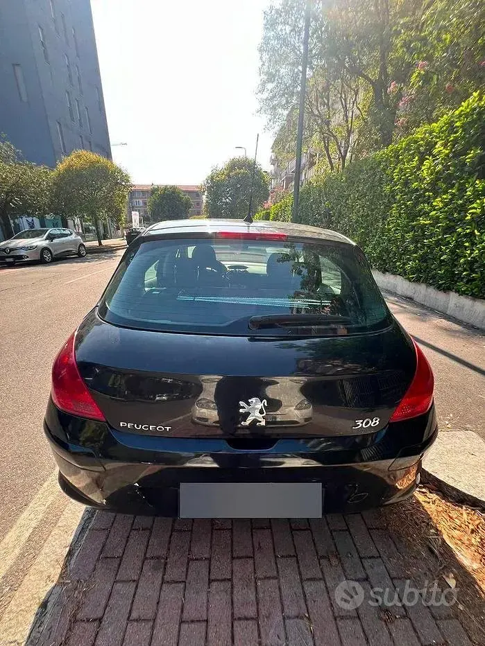 Usata Peugeot 308 109 CV (80 kW) 2009 Nero Berlina