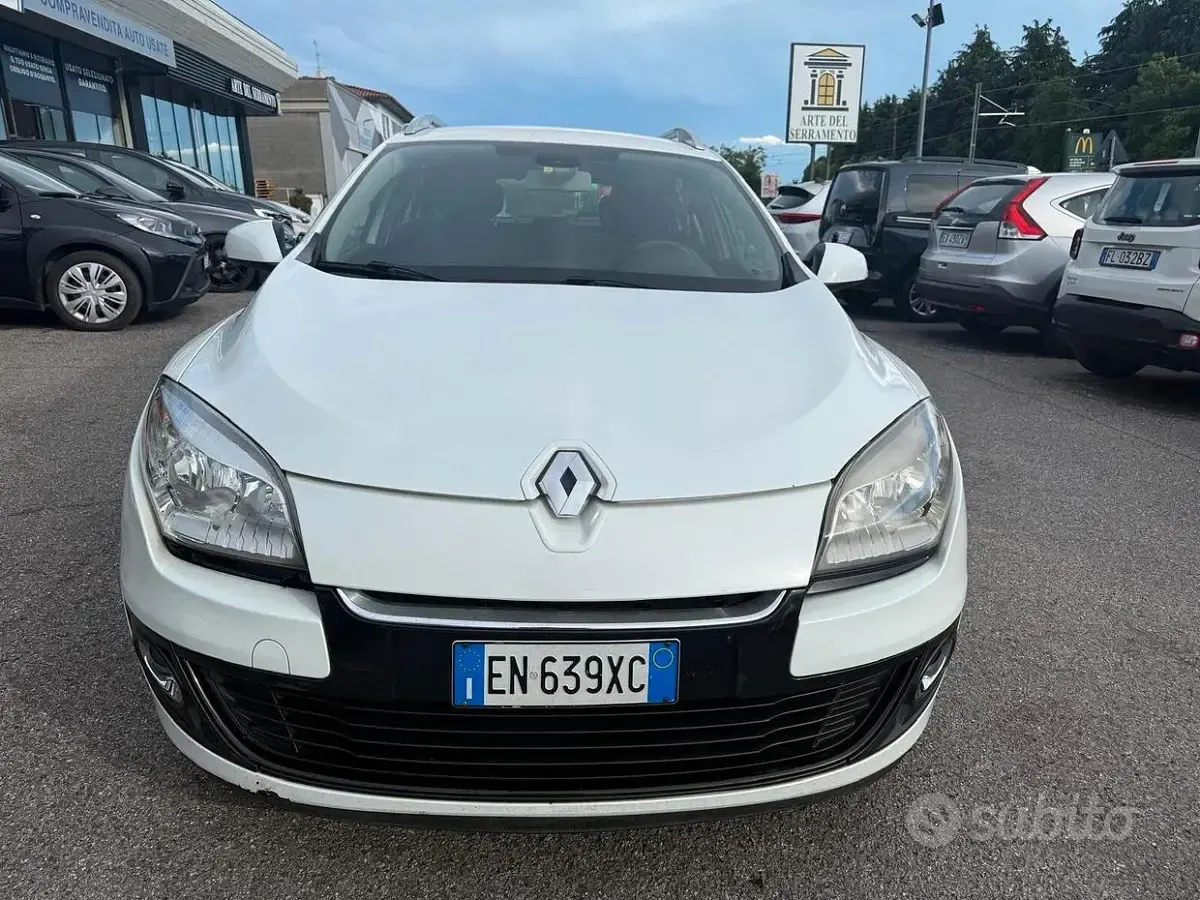 Usata Renault Mégane GrandTour 110 CV (80 kW) 2012 Bianco Station wagon