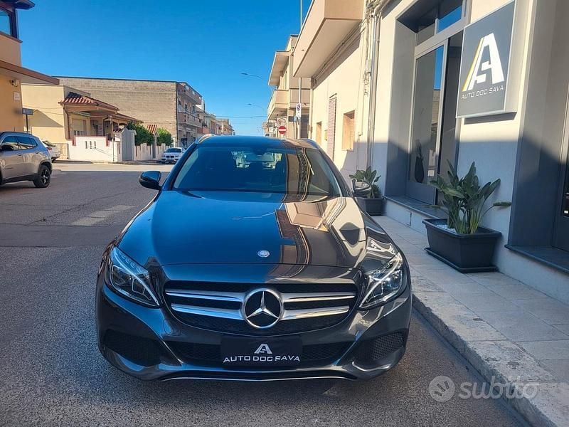 Usata Mercedes C180 Business 116 CV (85 kW) 2016 Grigio Station wagon