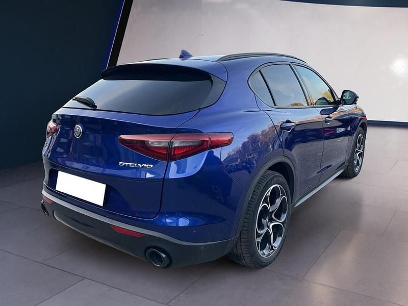 Usata Alfa Romeo Stelvio Sprint 190 CV (139 kW) 2022 Blu SUV
