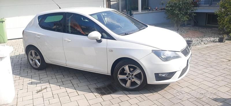 Usata Seat Ibiza 2012 Bianco Berlina