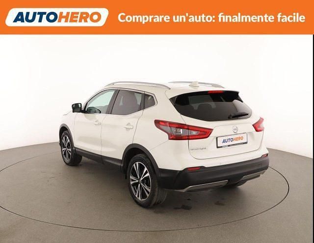 Usata Nissan Qashqai N-Connecta 110 CV (80 kW) 2017 Bianco SUV